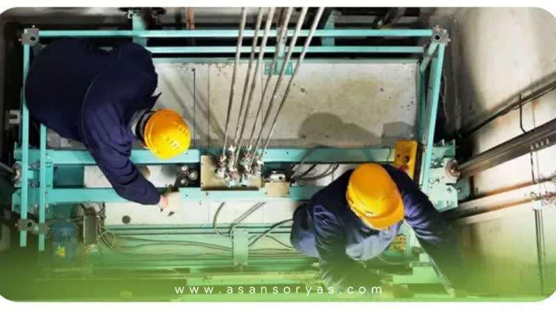 آسانسور ساختمان قدیمی